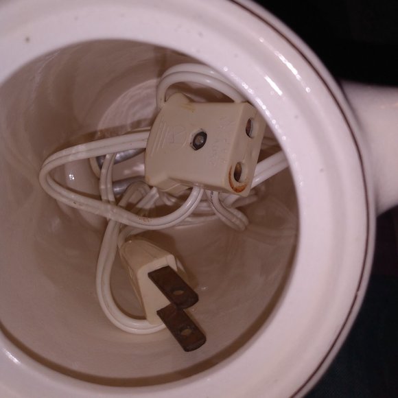 Tea Pot Electric Pink Roses  w/Gold Trim Vintage - Picture 3 of 6